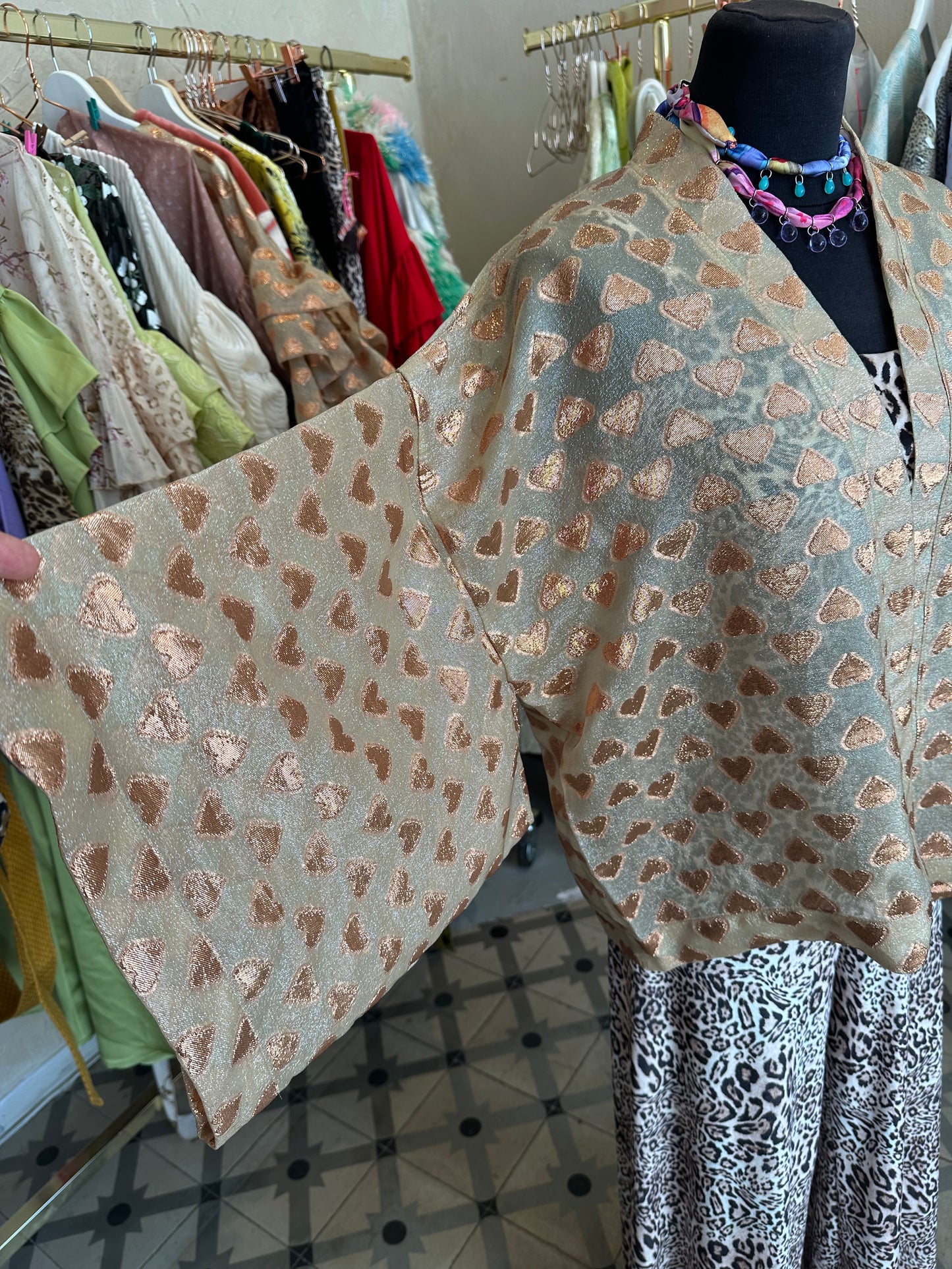 Short Kimono/ Queen of Hearts/ Silk Jaquard/ On sale