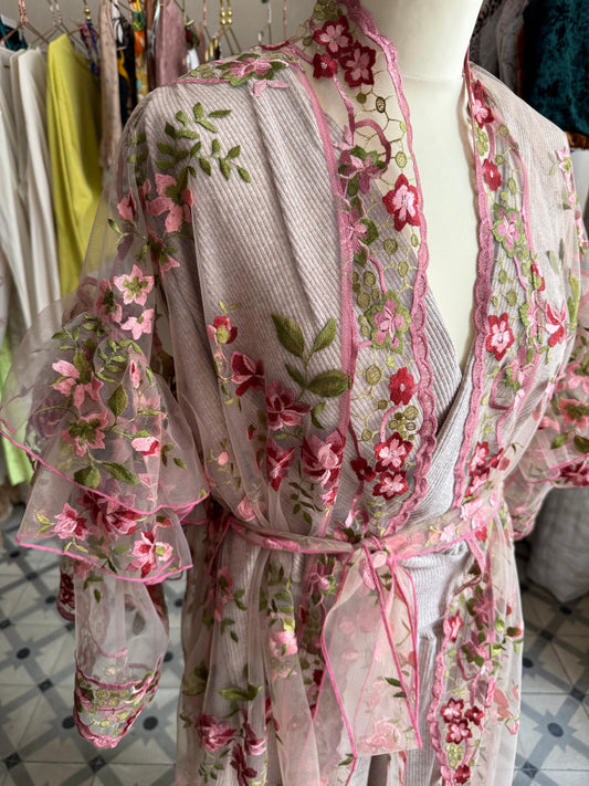 Ruffle/ Flowers in Rose Gold lace