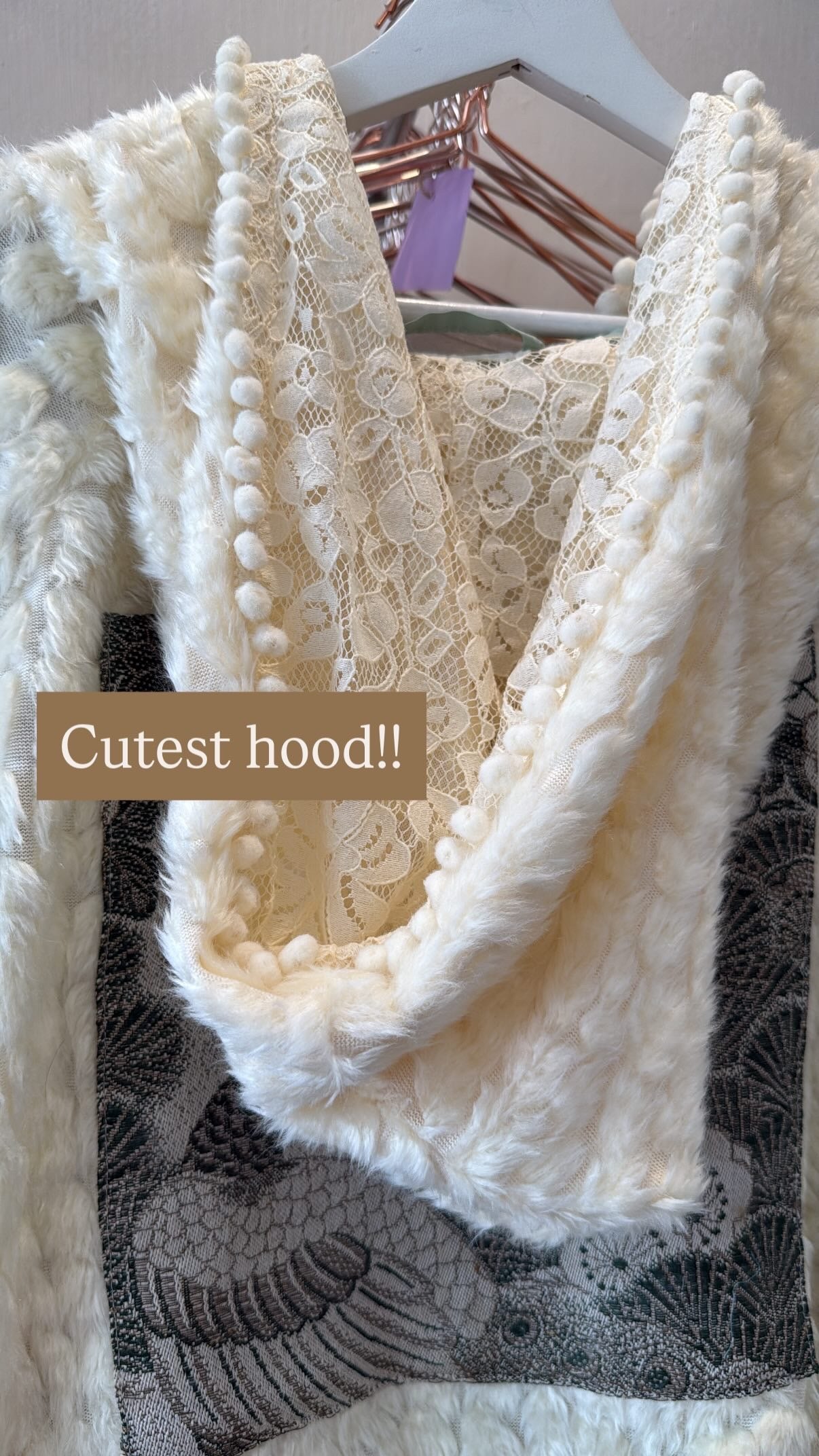 HOODIE / Whipped Cream/ Leena