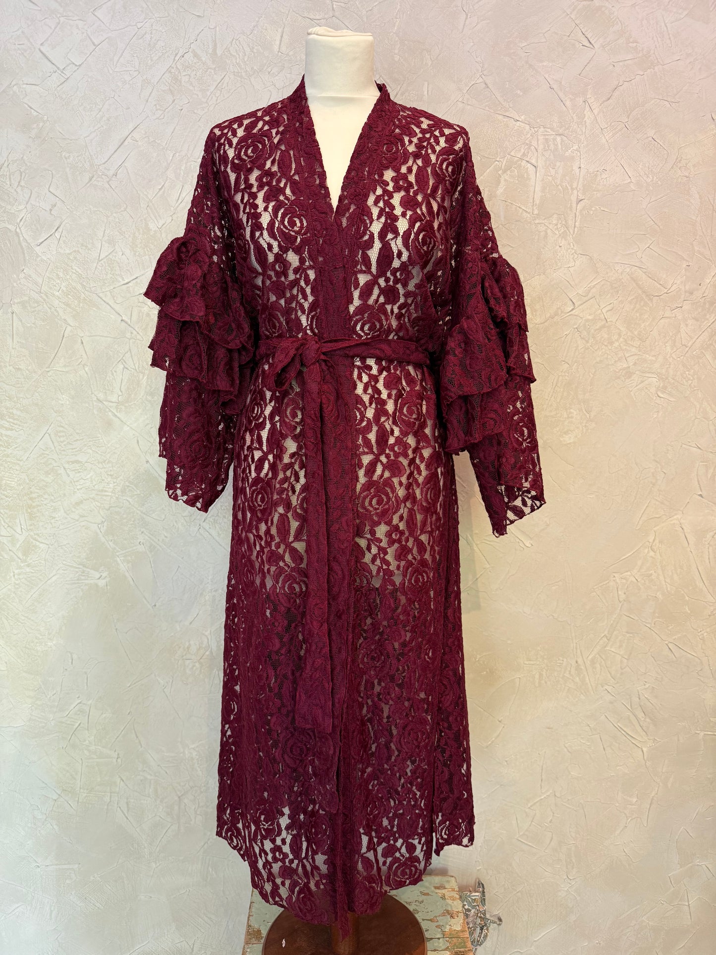 Ruffle Wine& Roses Lace