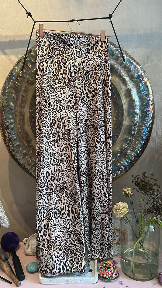 Velvet leopard/ PREORERS wide& flare
