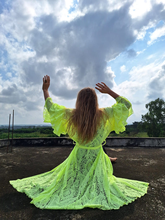 Ruffle/ NEON yellow lace