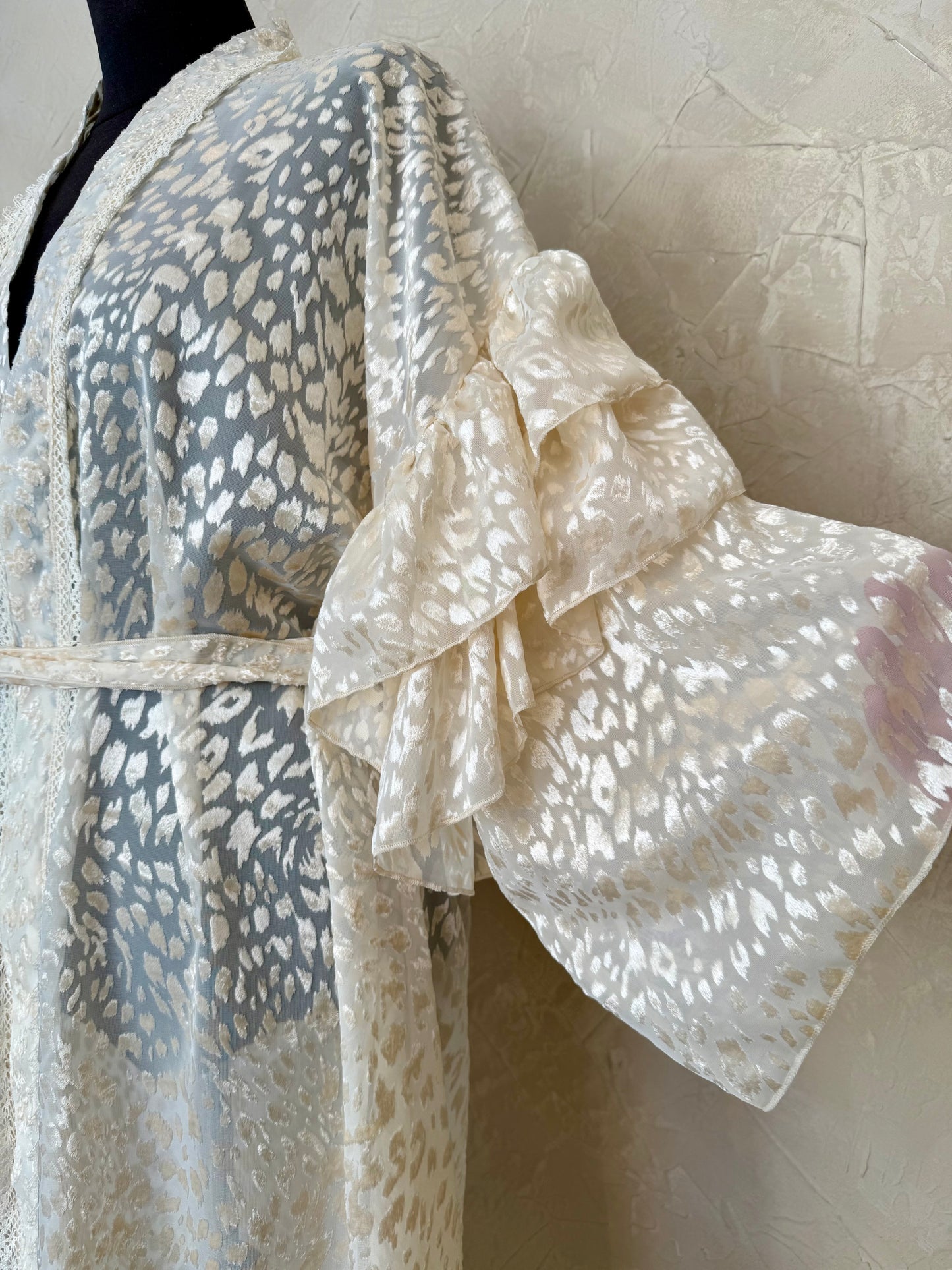 Ruffle/ Ice Cream Leopard