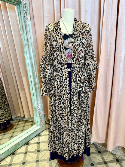 Ruffle/ Leopard mesh