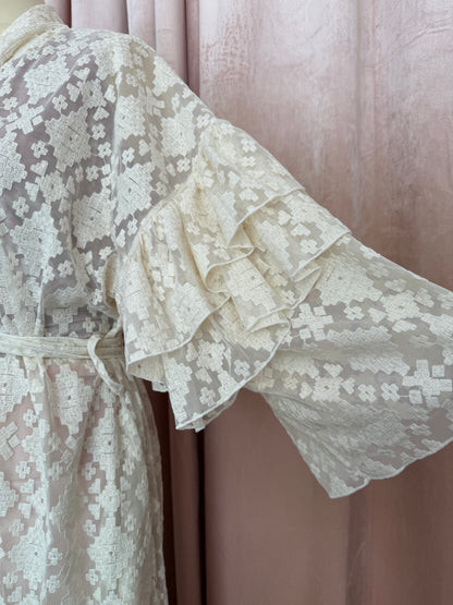 Ruffle/ Natural White/ Boho Chic