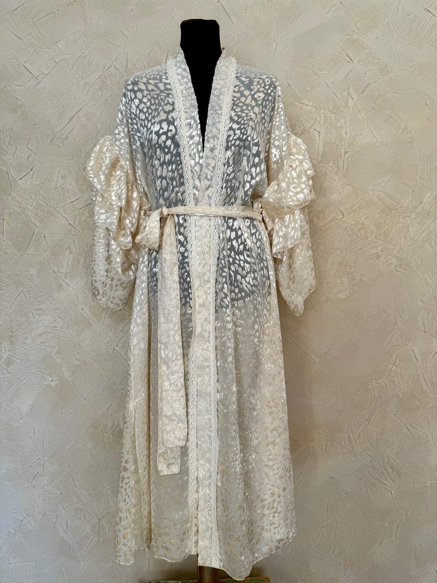 Ruffle/ Ice Cream Leopard