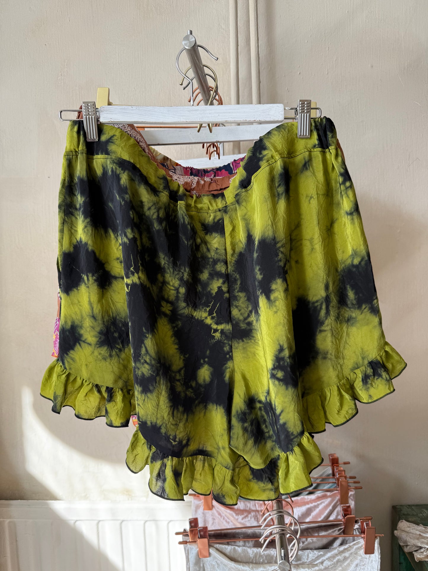 SHORT/ tie dye silk
