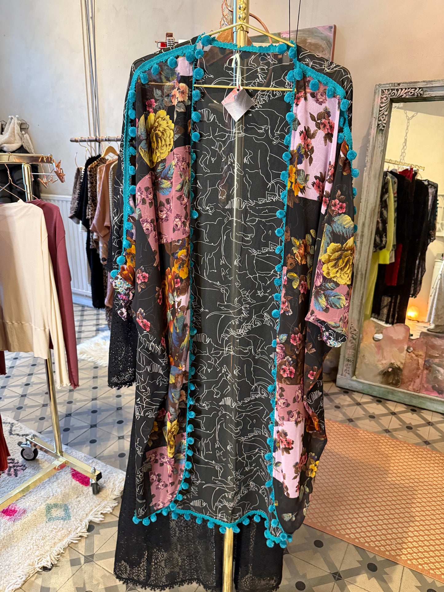 Jurassic Flowers /Eve kimono