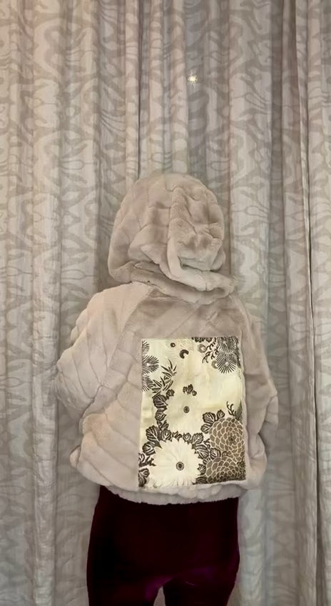 HOODIE / Beige ”pörrö”