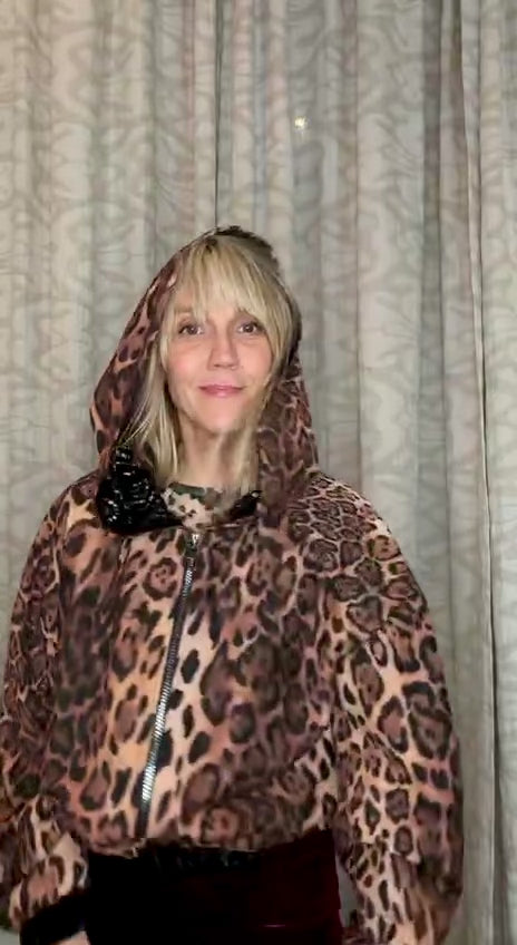 HOODIE / 100% Italian wool leopard